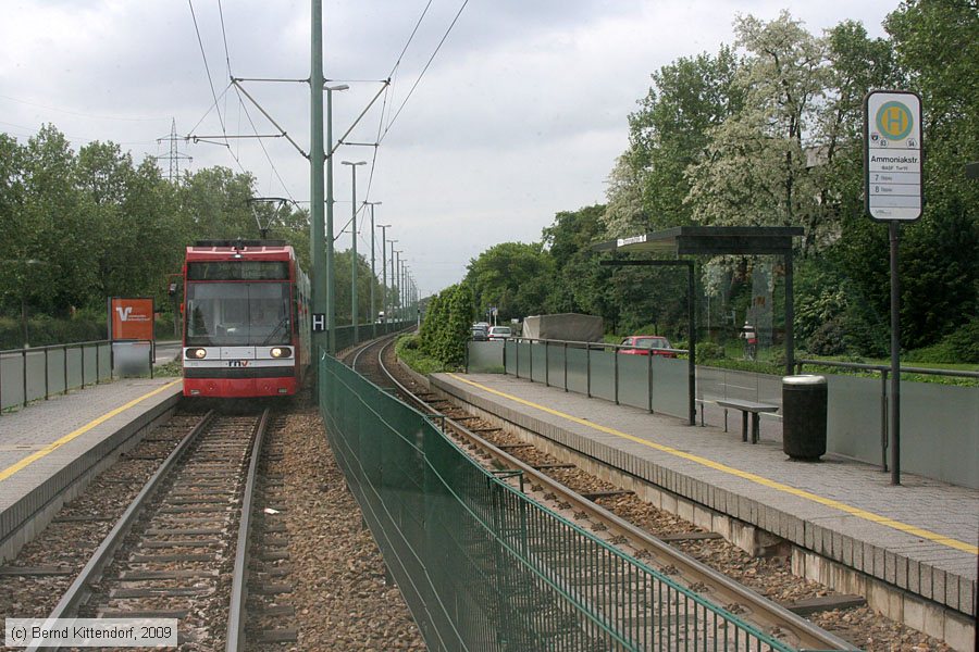 Straßenbahn Ludwigshafen - 210
/ Bild: vbl210_bk0905120010.jpg