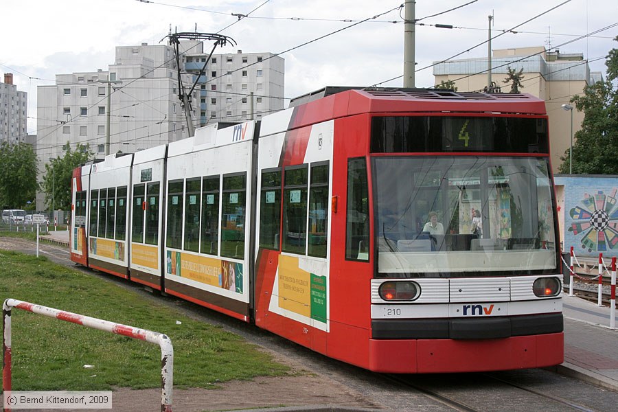 Straßenbahn Ludwigshafen - 210
/ Bild: vbl210_bk0905180017.jpg