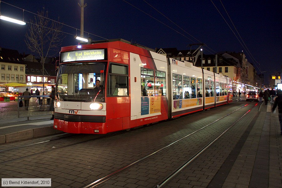 Straßenbahn Ludwigshafen - 210
/ Bild: vbl210_bk1011270095.jpg