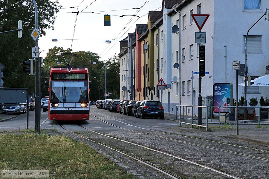 Stra&szlig;enbahn Ludwigshafen - 2211
/ Bild: rnv2211_bk2007230069.jpg