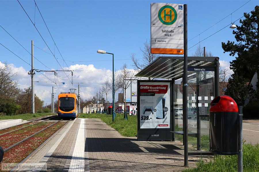 Straßenbahn Ludwigshafen - 2215
/ Bild: rnv2215_bk2304140011.jpg