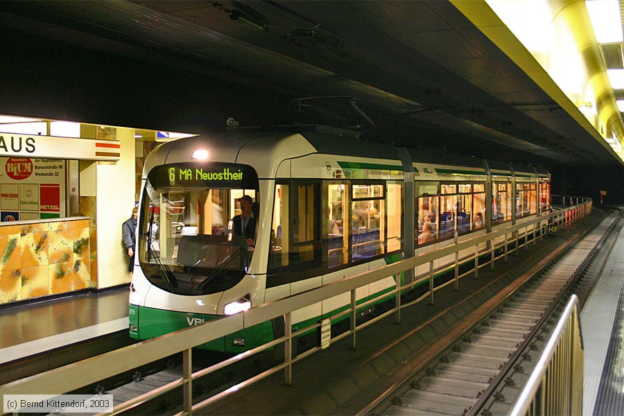 Straßenbahn Ludwigshafen - 215
/ Bild: vbl215_e0000054.jpg