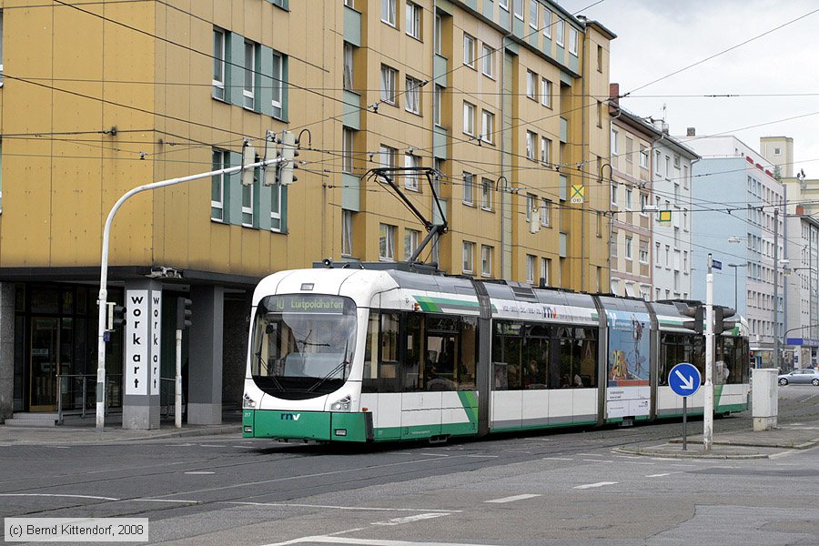 Straßenbahn Ludwigshafen - 217
/ Bild: vbl217_bk0807090037.jpg