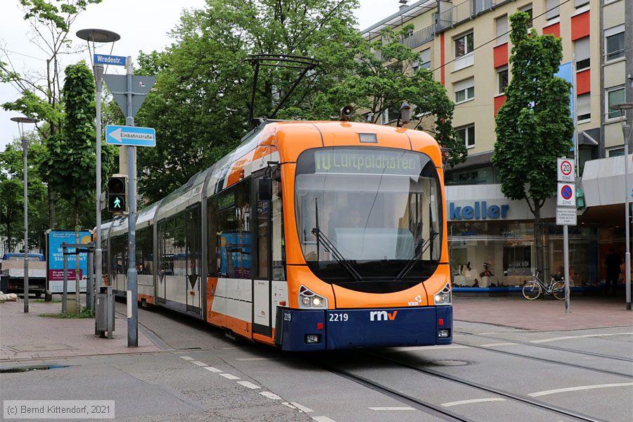 Stra&szlig;enbahn Ludwigshafen - 2219
/ Bild: rnv2219_bk2105120008.jpg