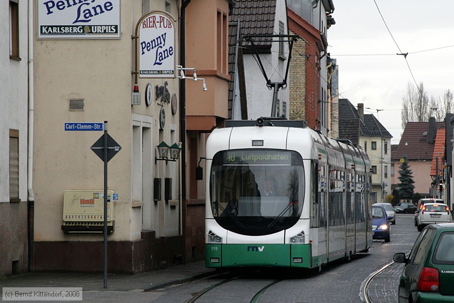 Straßenbahn Ludwigshafen - 219
/ Bild: vbl219_bk0803140017.jpg