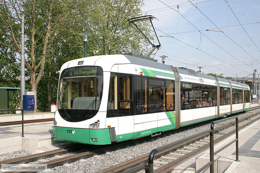 Straßenbahn Ludwigshafen - 221
/ Bild: vbl221_bk0605090046.jpg