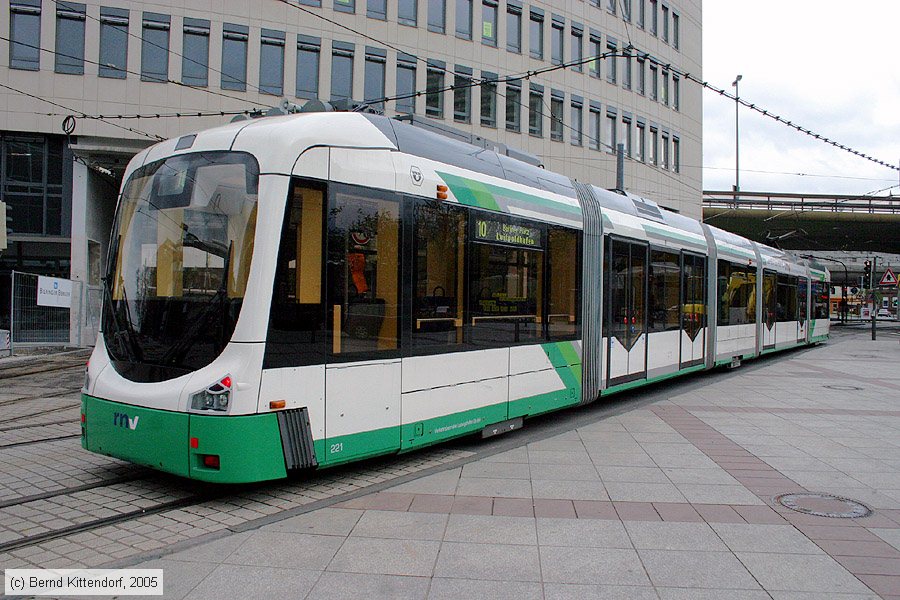 Straßenbahn Ludwigshafen - 221
/ Bild: vbl221_e0016611.jpg