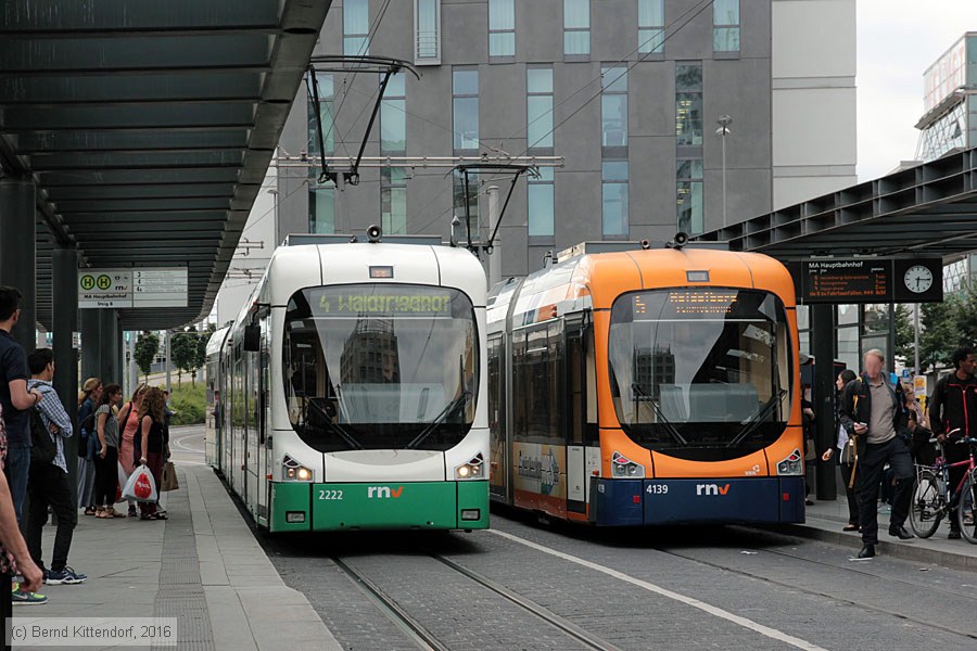 Stra&szlig;enbahn Ludwigshafen - 2222
/ Bild: rnv2222_bk1606270006.jpg