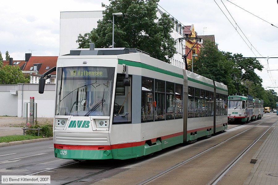Straßenbahn Magdeburg - 1325
/ Bild: magdeburg1325_bk0708030112.jpg