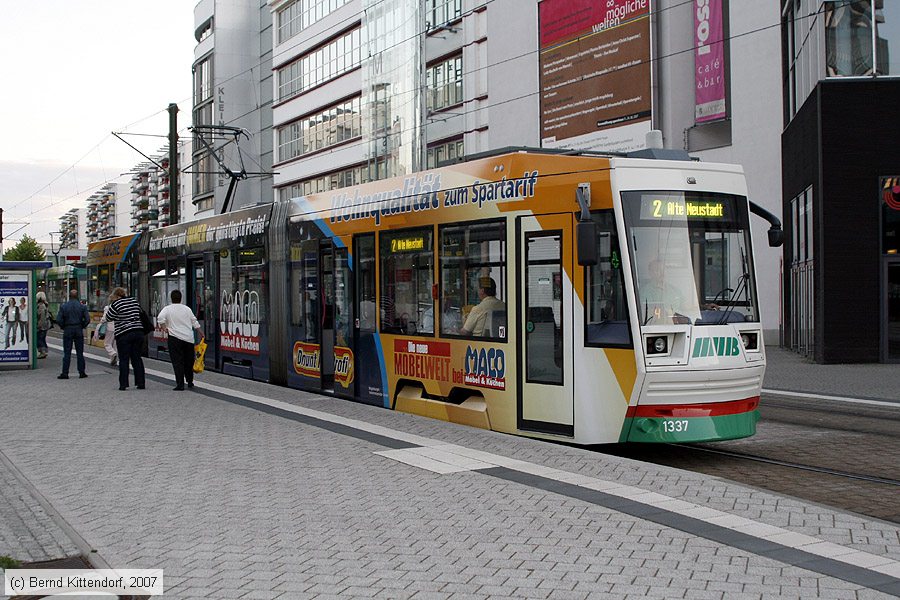 Straßenbahn Magdeburg - 1337
/ Bild: magdeburg1337_bk0708030193.jpg