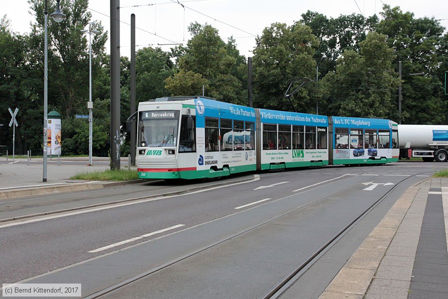 Straßenbahn Magdeburg - 1345
/ Bild: magdeburg1345_bk1707100017.jpg Straßenbahn Magdeburg - 1345
/ Bild: magdeburg1345_bk1707100017.jpg