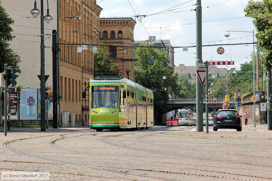 Straßenbahn Magdeburg - 1374
/ Bild: magdeburg1374_bk1707110148.jpg