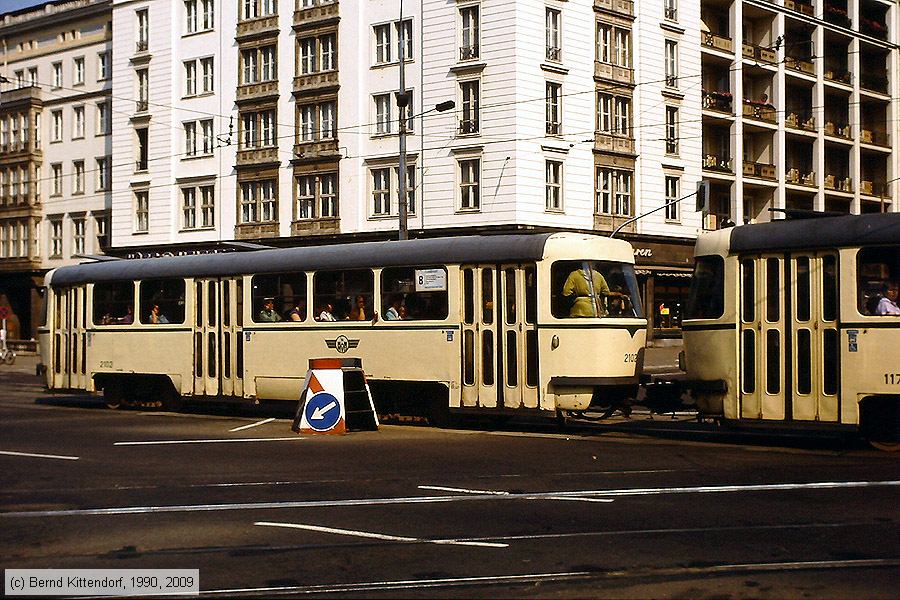 Straßenbahn Magdeburg - 2102
/ Bild: magdeburg2102_df121909.jpg