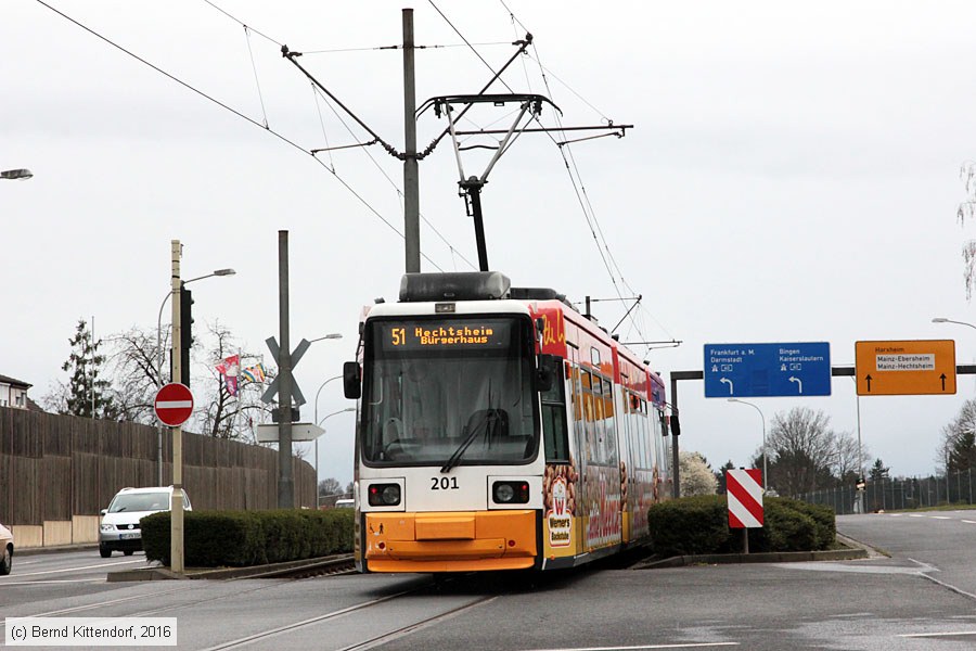 Straßenbahn Mainz - 201
/ Bild: mainz201_bk1603300126.jpg