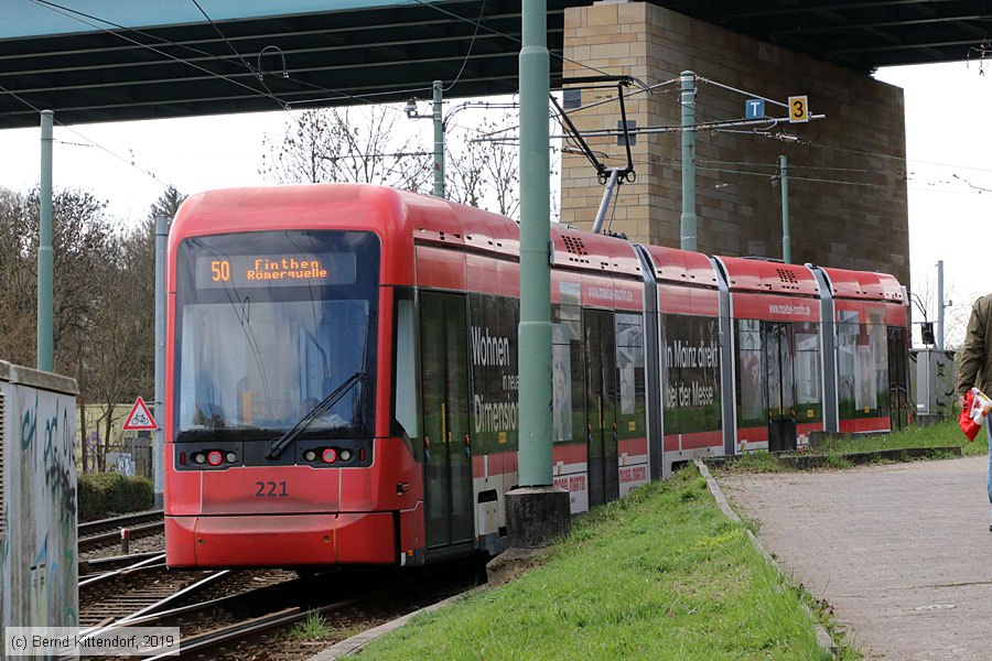 Straßenbahn Mainz - 221
/ Bild: mainz221_bk1903290055.jpg