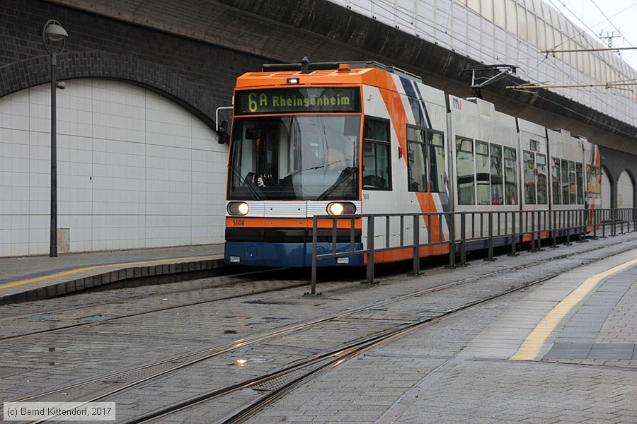 Straßenbahn Mannheim - 5608
/ Bild: rnv5608_bk1712200010.jpg