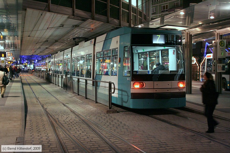 Straßenbahn Mannheim - 5613
/ Bild: rnv5613_bk0912140080.jpg