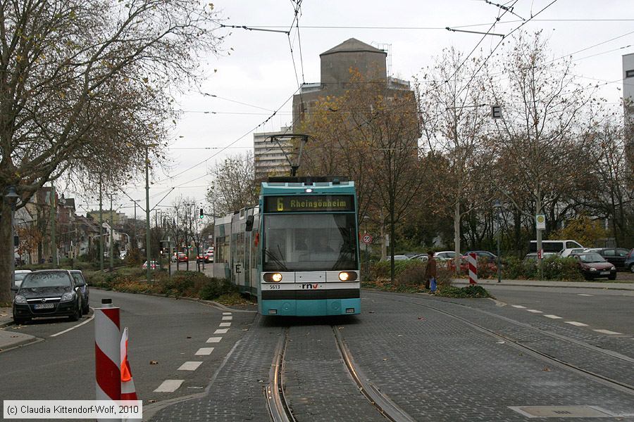 Straßenbahn Mannheim - 5613
/ Bild: rnv5613_cw1011170075.jpg