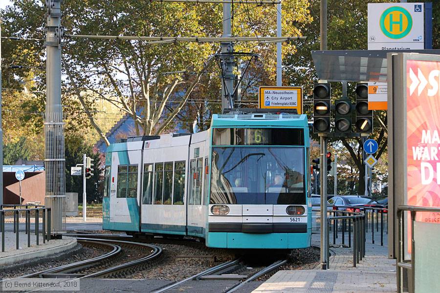 Straßenbahn Mannheim - 5621
/ Bild: rnv5621_bk1810200007.jpg Straßenbahn Mannheim - 5621
/ Bild: rnv5621_bk1810200007.jpg