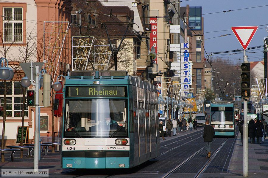 Straßenbahn Mannheim - 626
/ Bild: mvg626_e0001289.jpg