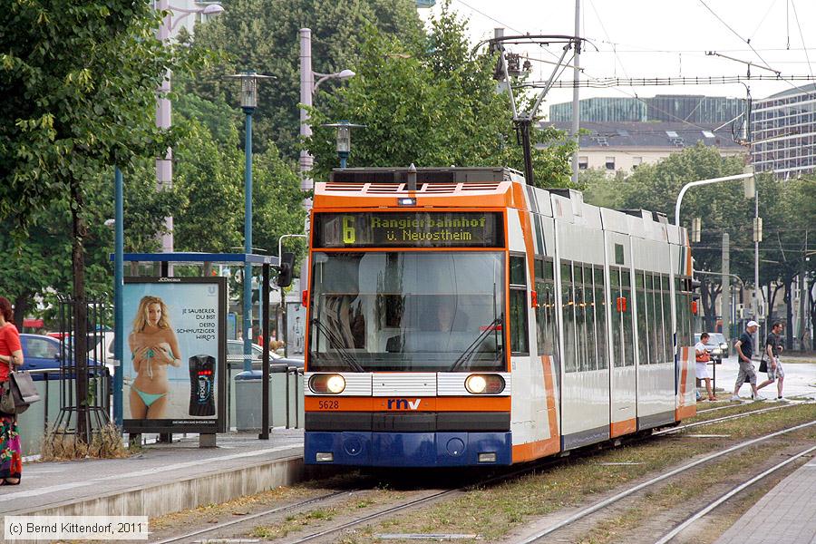 Straßenbahn Mannheim - 5628
/ Bild: rnv5628_bk1106040011.jpg