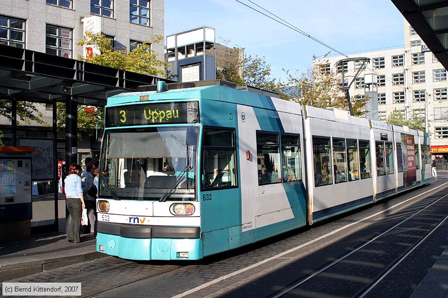 Straßenbahn Mannheim - 632
/ Bild: mvg632_bk0707310050.jpg