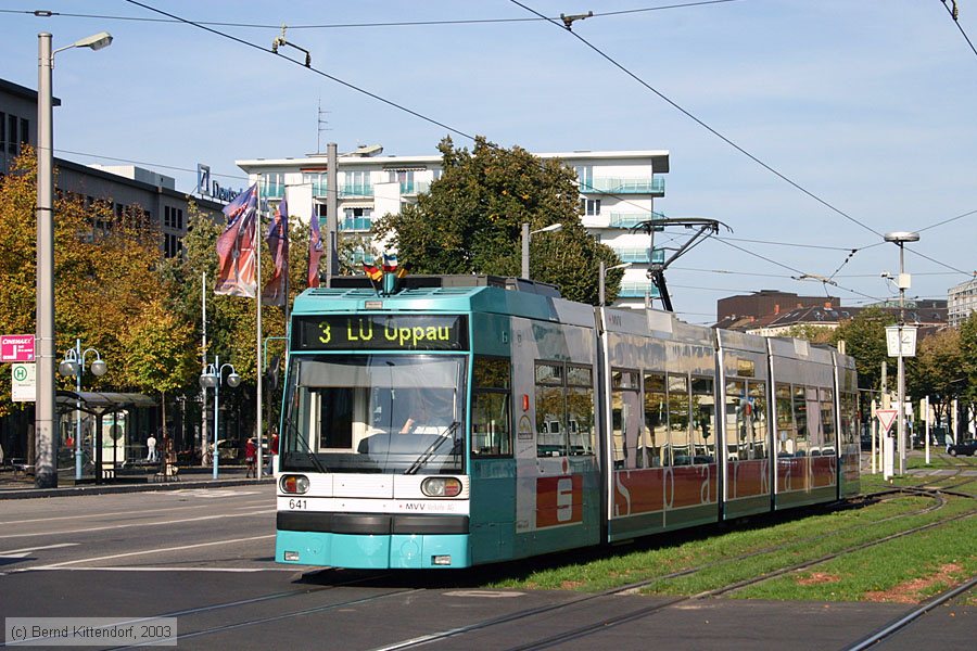 Straßenbahn Mannheim - 641
/ Bild: mvg641_e0000116.jpg Straßenbahn Mannheim - 641
/ Bild: mvg641_e0000116.jpg
