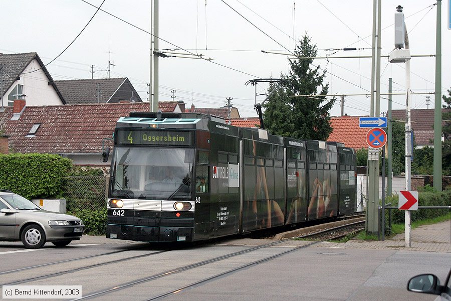 Straßenbahn Mannheim - 642
/ Bild: mvg642_bk0809230004.jpg