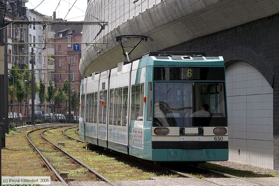 Straßenbahn Mannheim - 650
/ Bild: mvg650_e0023040.jpg