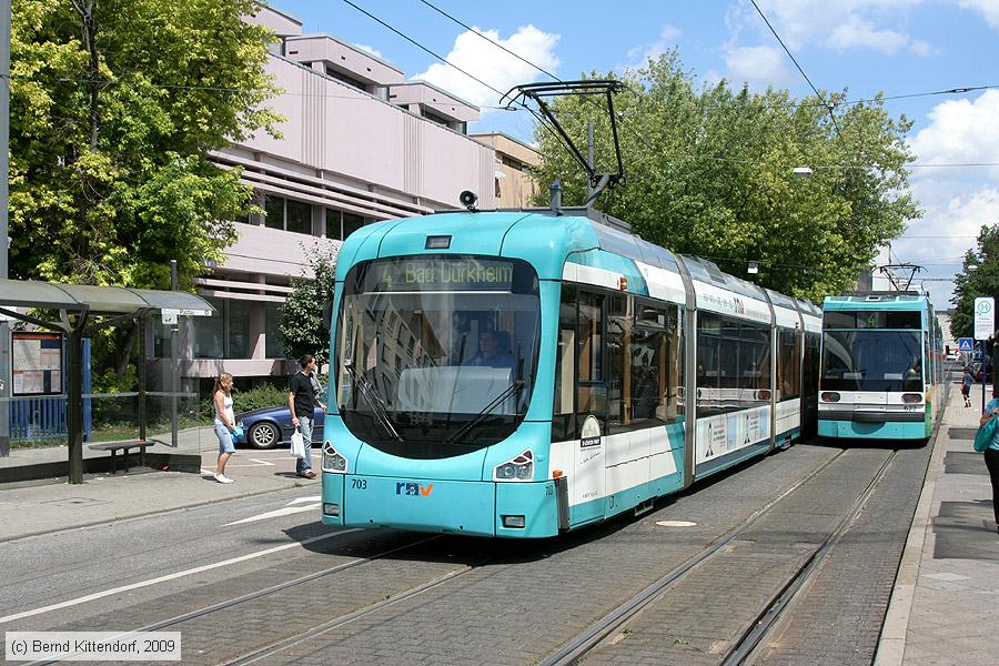 Straßenbahn Mannheim - 703
/ Bild: mvg703_bk0907130002.jpg
