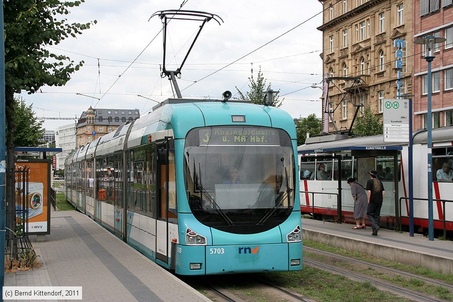 Straßenbahn Mannheim - 5703
/ Bild: rnv5703_bk1106170062.jpg