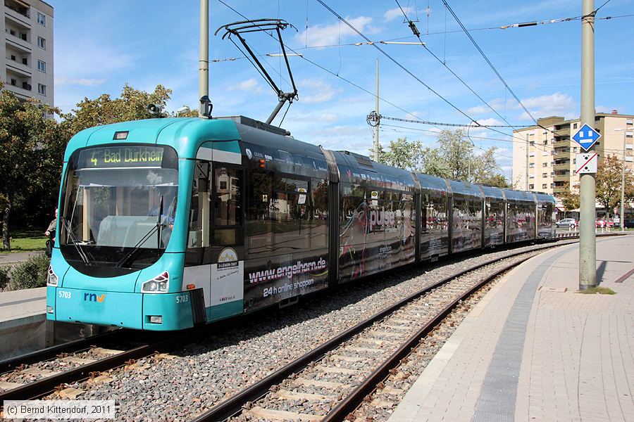 Straßenbahn Mannheim - 5703
/ Bild: rnv5703_bk1109060001.jpg