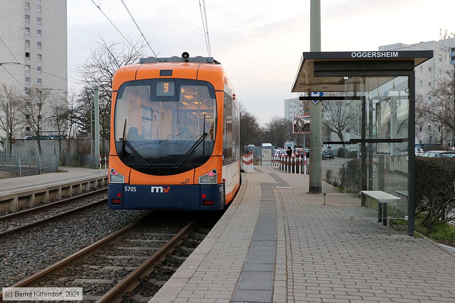 Straßenbahn Mannheim - 5705
/ Bild: rnv5705_bk2102220018.jpg