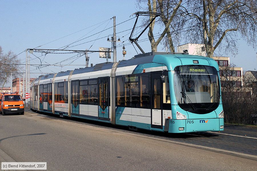 Straßenbahn Mannheim - 705
/ Bild: mvg705_bk0703150084.jpg