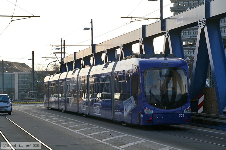 Straßenbahn Mannheim - 705
/ Bild: mvg705_bk0801020052.jpg
