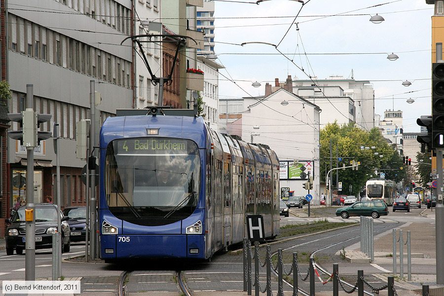 Straßenbahn Mannheim - 705
/ Bild: mvg705_bk1106300016.jpg
