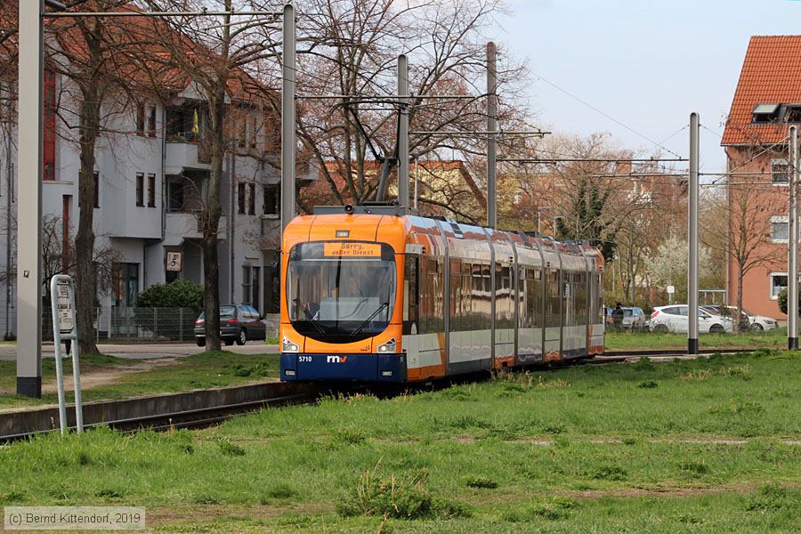 Straßenbahn Mannheim - 5710
/ Bild: rnv5710_bk1903270035.jpg