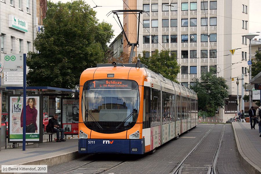 Stra&szlig;enbahn Mannheim - 5711
/ Bild: rnv5711_bk1009180005.jpg