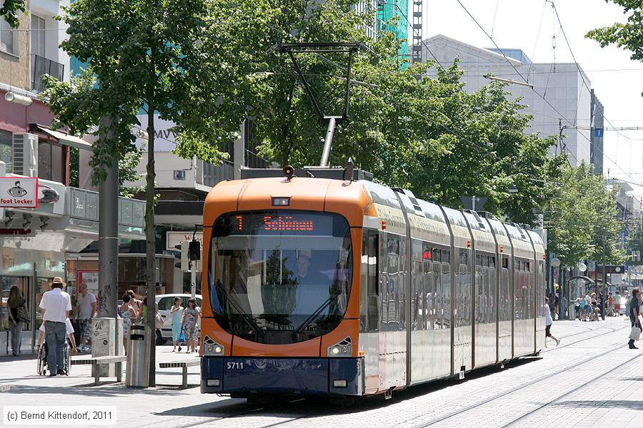 Stra&szlig;enbahn Mannheim - 5711
/ Bild: rnv5711_bk1106280005.jpg