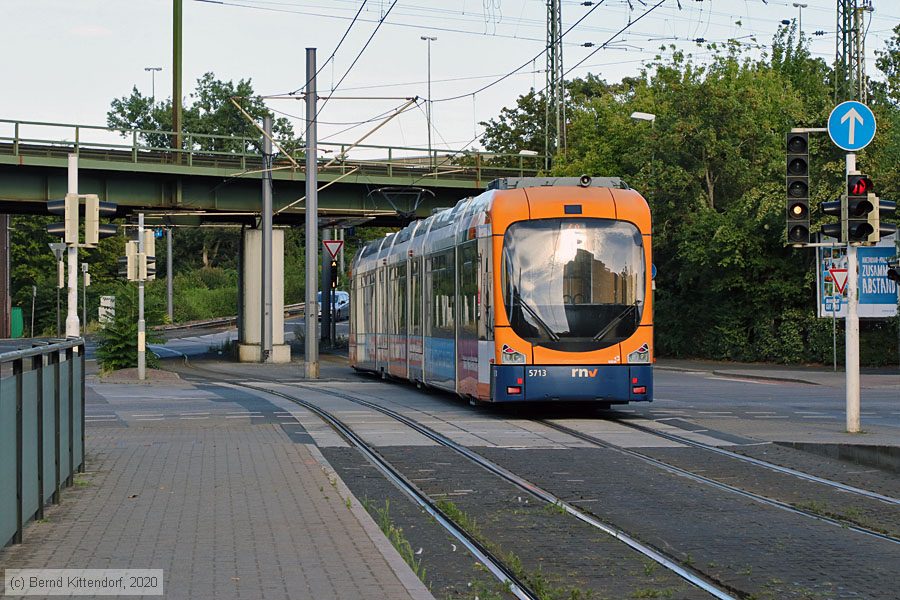 Stra&szlig;enbahn Mannheim - 5713
/ Bild: rnv5713_bk2007230084.jpg