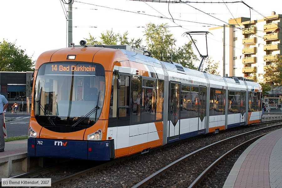 Straßenbahn Mannheim - 762
/ Bild: mvg762_bk0708010055.jpg