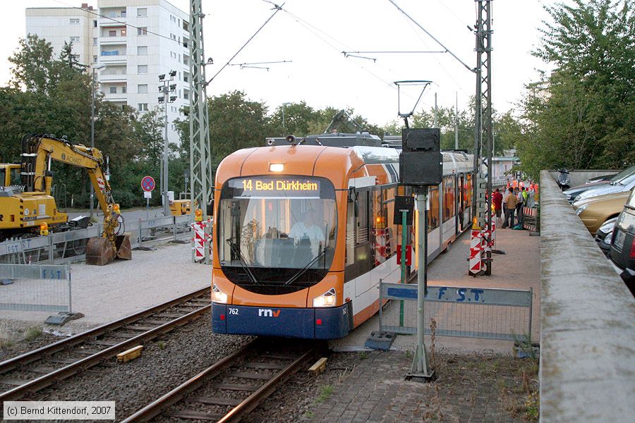 Straßenbahn Mannheim - 762
/ Bild: mvg762_bk0708010077.jpg