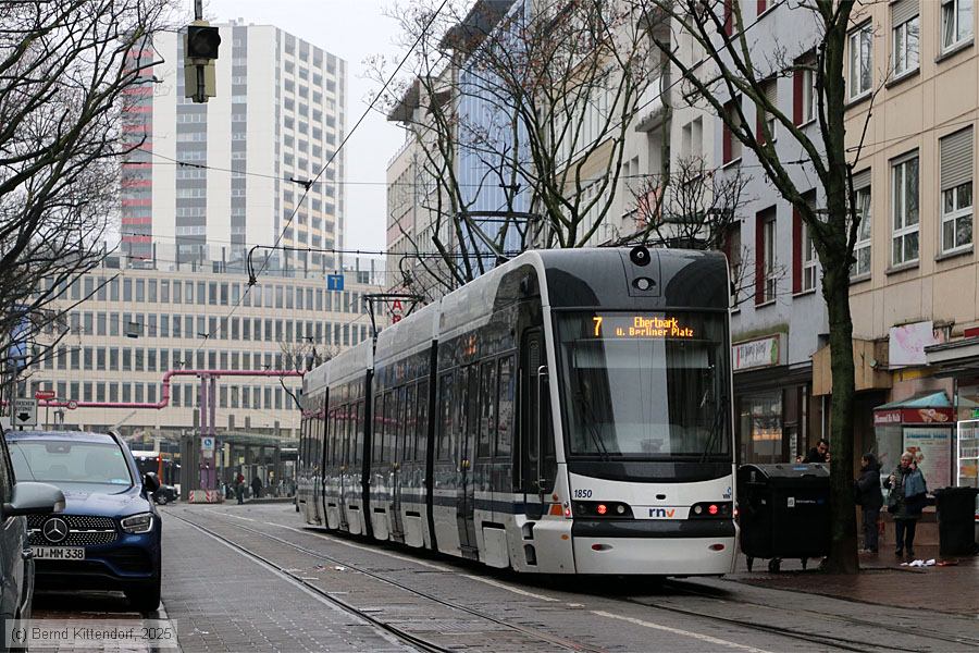 Rhein-Neckar-Verkehr - 1850
/ Bild: rnv1850_bk2502120047.jpg Rhein-Neckar-Verkehr - 1850
/ Bild: rnv1850_bk2502120047.jpg