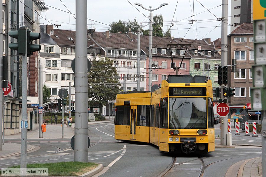 Straßenbahn Mülheim an der Ruhr - 201
/ Bild: muelheim201_bk1309010233.jpg