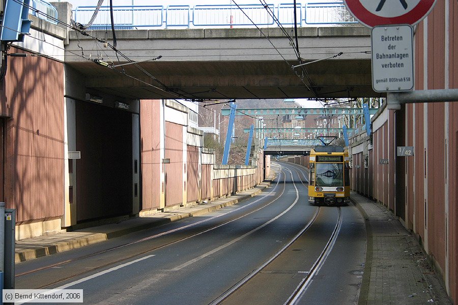 Straßenbahn Mülheim an der Ruhr - 202
/ Bild: muelheim202_bk0603120054.jpg