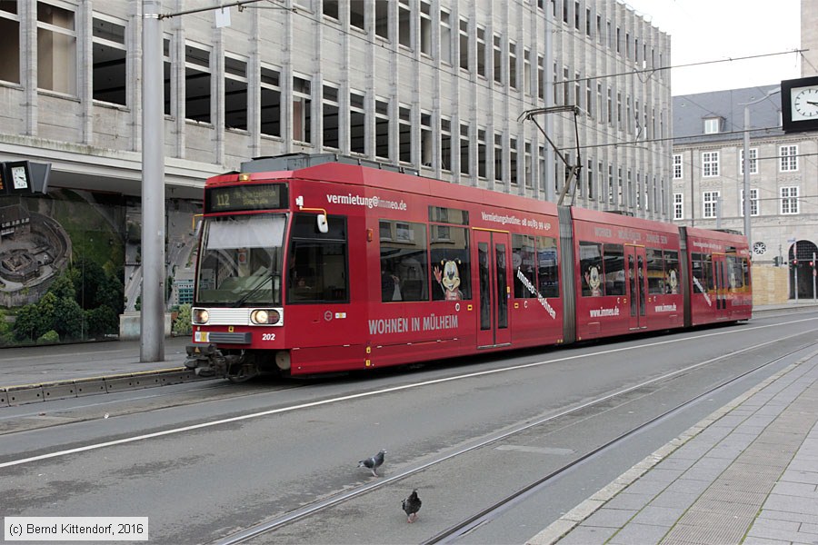 Straßenbahn Mülheim an der Ruhr - 202
/ Bild: muelheim202_bk1611050078.jpg