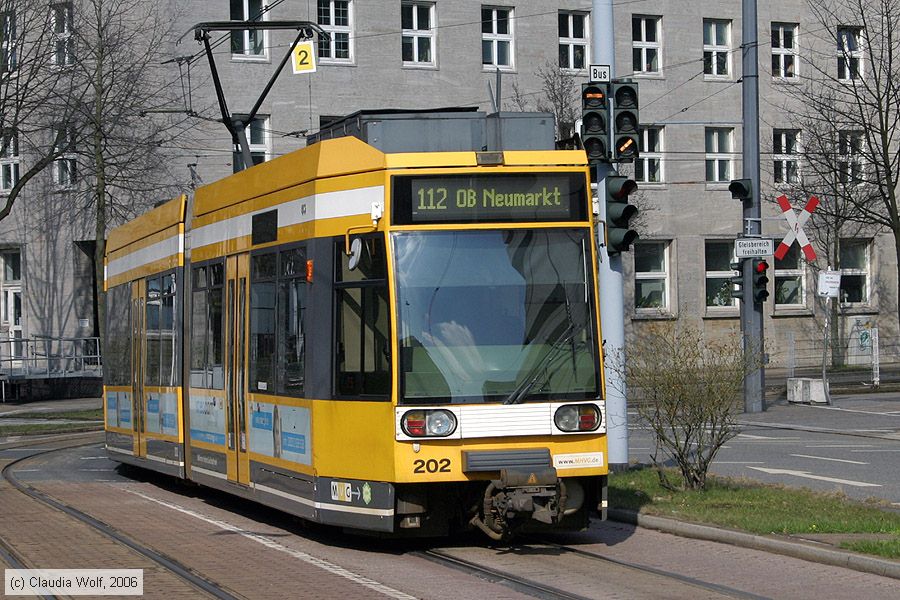 Straßenbahn Mülheim an der Ruhr - 202
/ Bild: muelheim202_cw0603120057.jpg