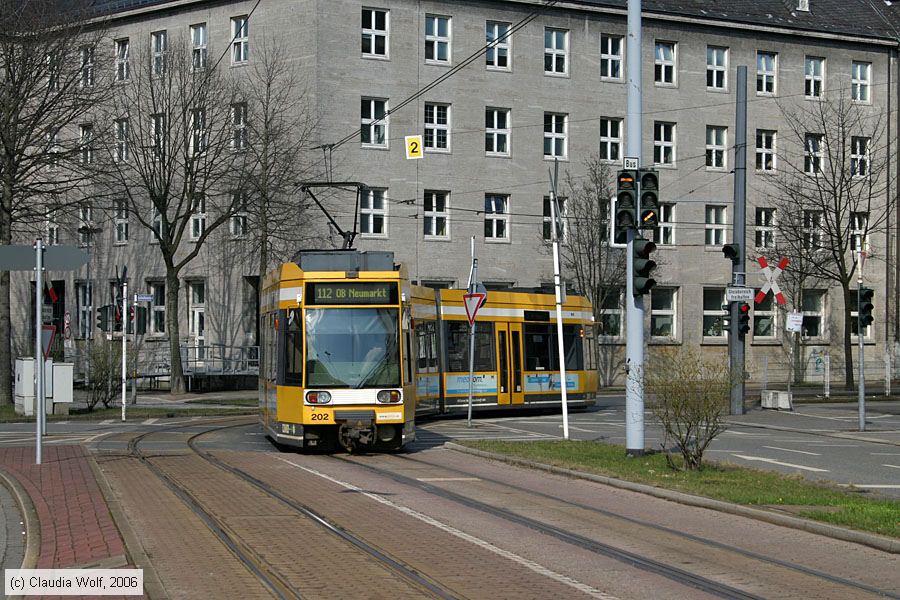 Straßenbahn Mülheim an der Ruhr - 202
/ Bild: muelheim202_cw0603120058.jpg
