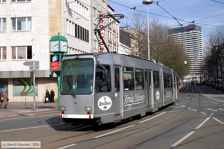 Straßenbahn Mülheim an der Ruhr - 271
/ Bild: muelheim271_bk0603140219.jpg