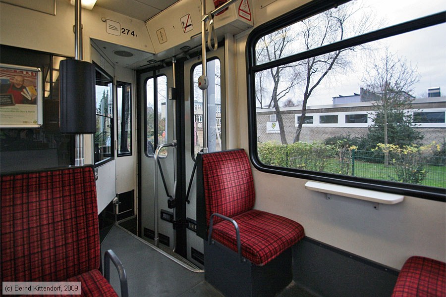 Straßenbahn Mülheim an der Ruhr - 274 - Innenansicht
/ Bild: muelheim274_bk0911250083.jpg